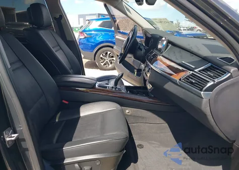 2013 BMW X5 xDrive35I/xDrive35I Premium/xDrive35I Sport Activity из США, поврежденный, VIN 5UXZV4C51D0B05175